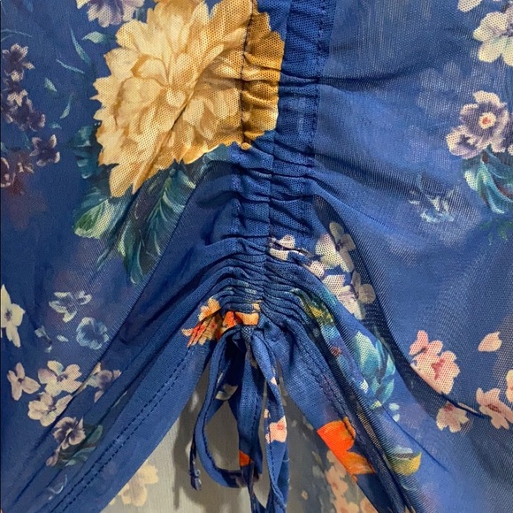 Urban Outfitters Size M see through cinched top - Picture 6 of 7